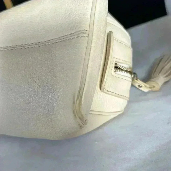 Kate Spade Cream Satchel w/ Multi Strand Handle and Tassle Zipper - Picture 7 of 9